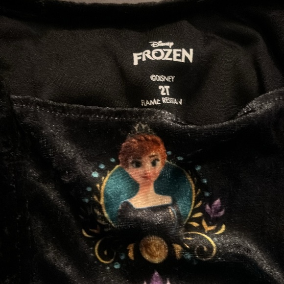 Disney Frozen Anna Nightgown with Velcro cape size 2T EUC - Picture 3 of 3